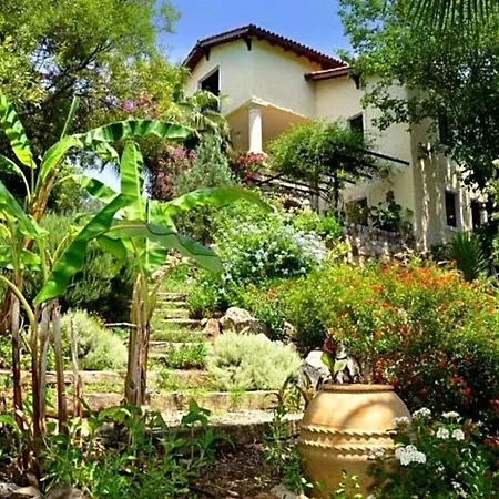 Villa Marmaris Sleeps 7 Pool Air Con Wifi *