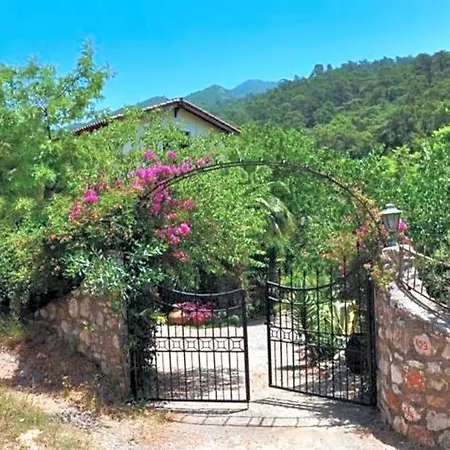 Villa Marmaris Sleeps 7 Pool Air Con Wifi Hisaronu